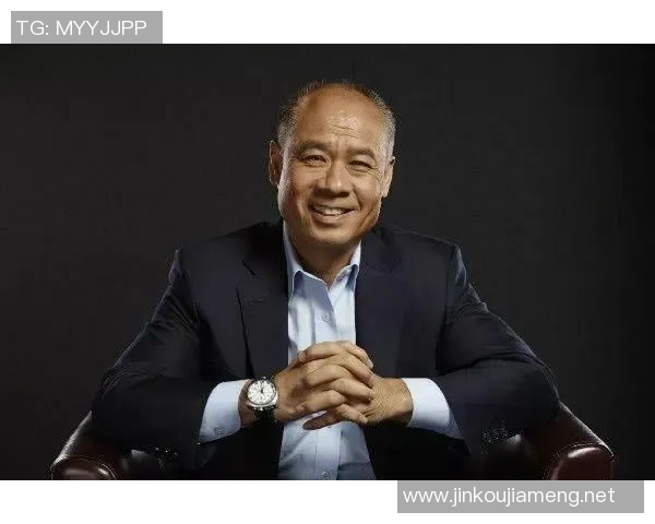 李宁:从足球场到商业巨头的传奇人生与成就简介